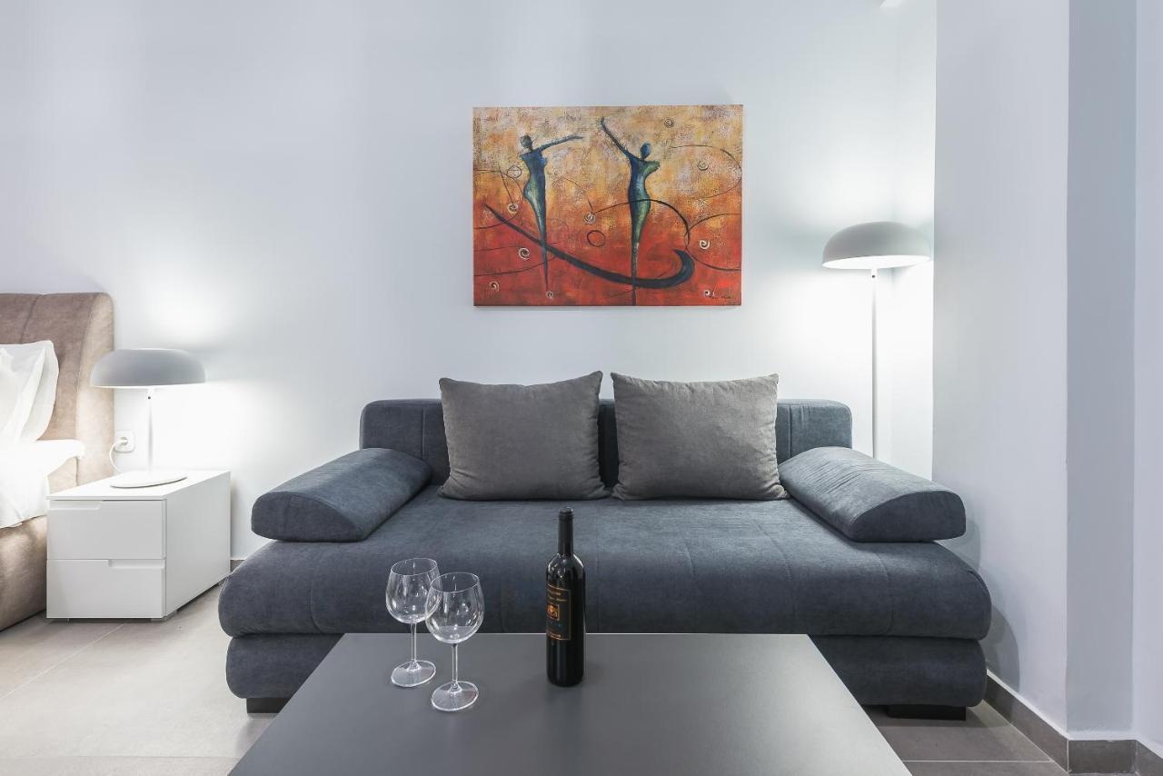 Iguana Gold Luxury Suites 1Min From Ermou Str Atina Dış mekan fotoğraf
