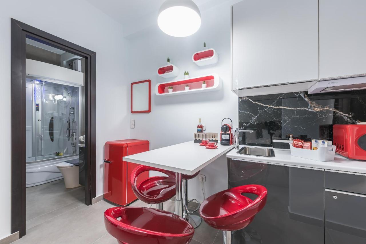 Iguana Gold Luxury Suites 1Min From Ermou Str Atina Dış mekan fotoğraf